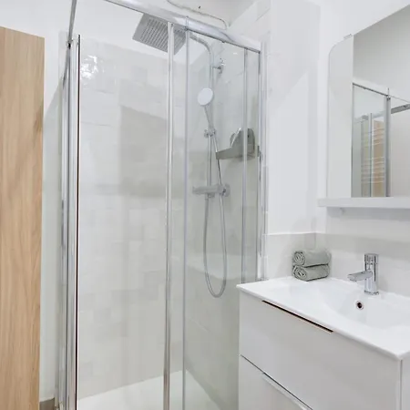 Flat Les Halles 1Br *